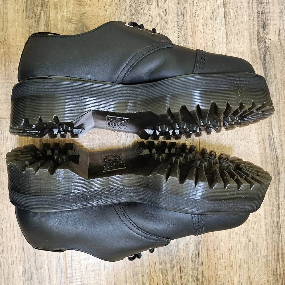 Dr. Martens1461 Quad Heart Platform Derby, size US 9 - Picture 8 of 11